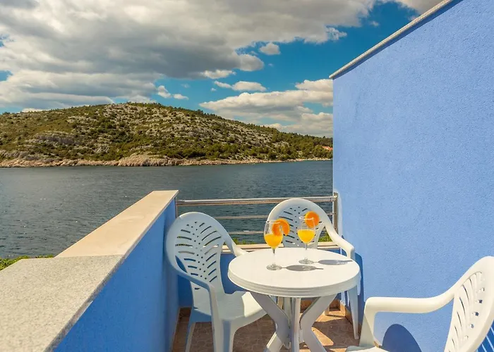Villa Gorica Apartments Razanj
