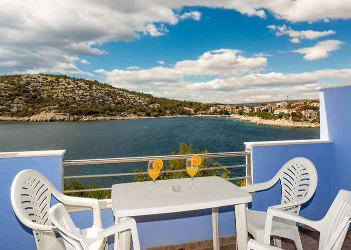 Villa Gorica Apartments Razanj